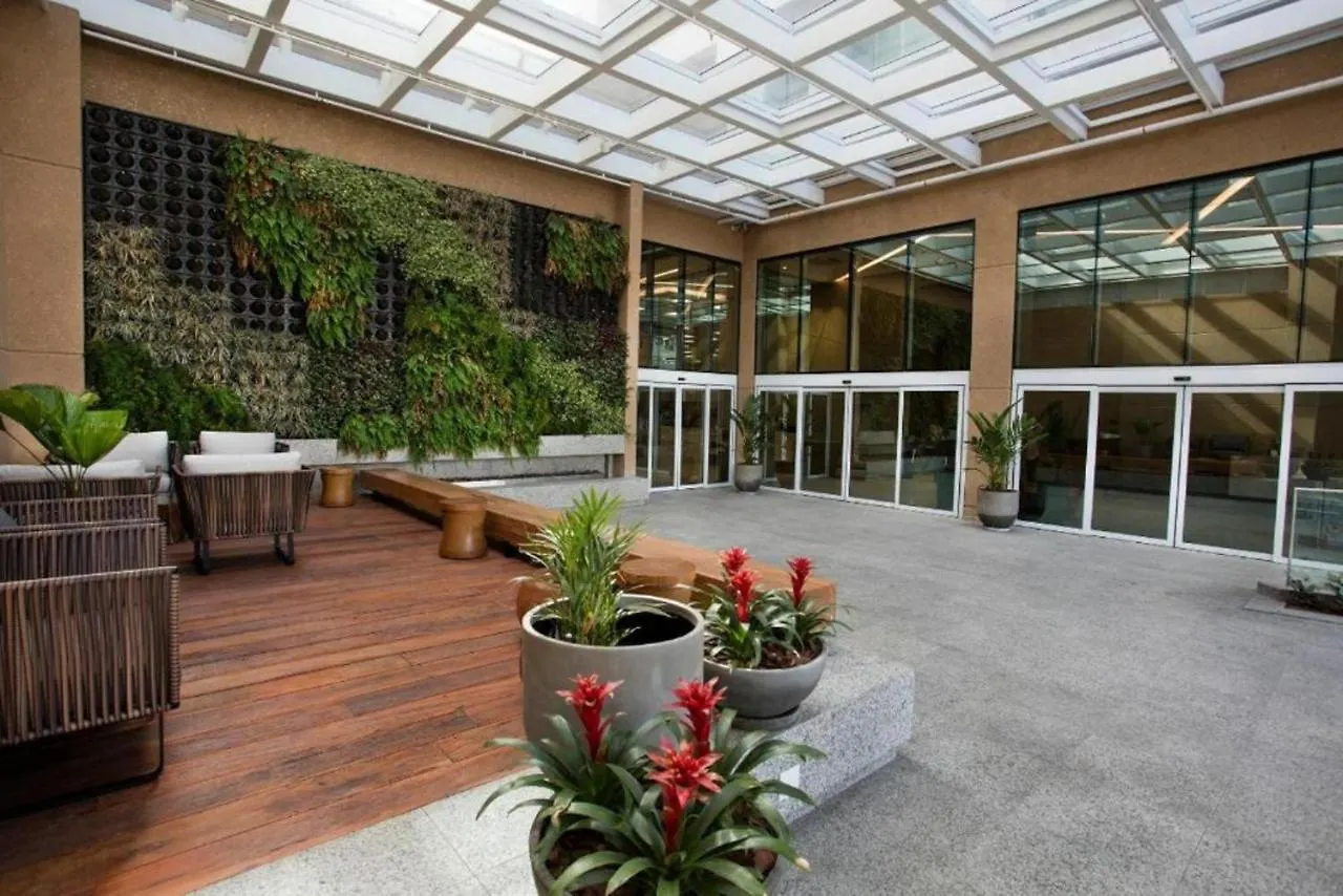 Summit Hotel Monaco Guarulhos 4*,