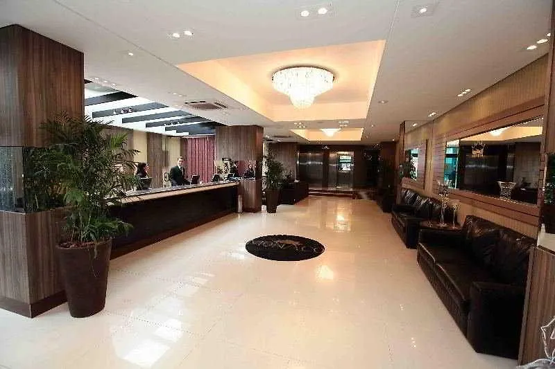 Summit Hotel Monaco Guarulhos 4*,